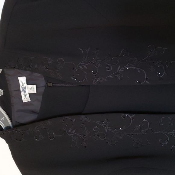 NWOT Gown & Jacket - Picture 3 of 14